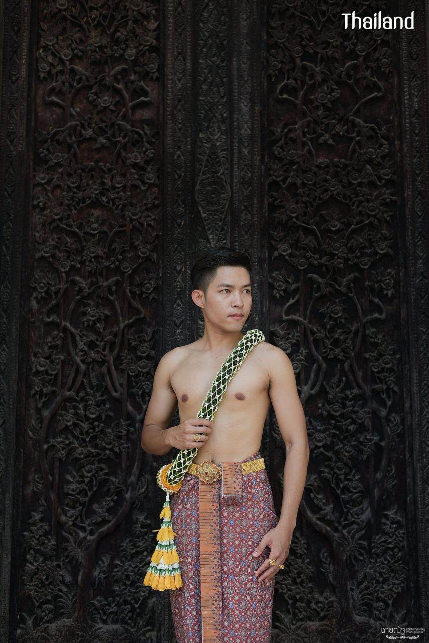 THAILAND 🇹🇭 | "Malai Krui - มาลัยครุย" Traditional Thai Flowers Art