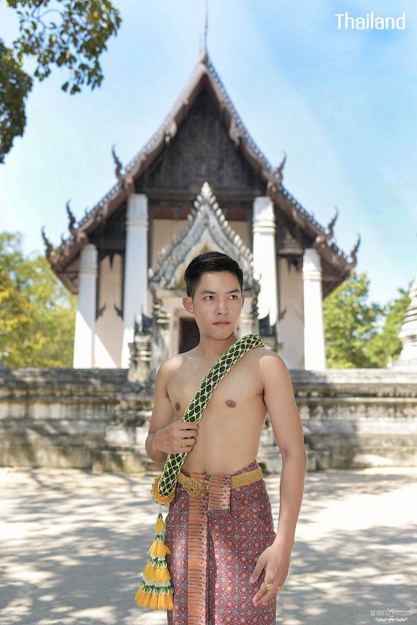 THAILAND 🇹🇭 | "Malai Krui - มาลัยครุย" Traditional Thai Flowers Art