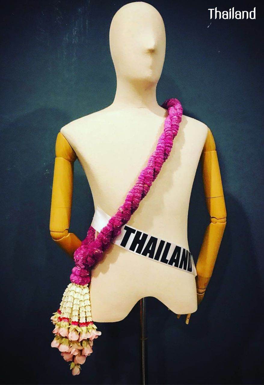THAILAND 🇹🇭 | "Malai Krui - มาลัยครุย" Traditional Thai Flowers Art