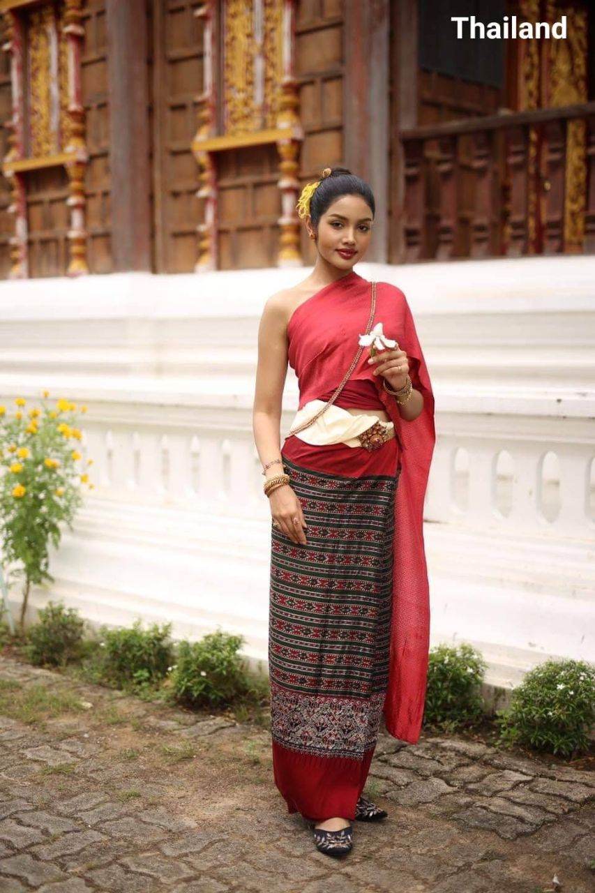 THAILAND 🇹🇭 | ล้านนา, Lanna traditional costume - Tai Yuan ethnic.