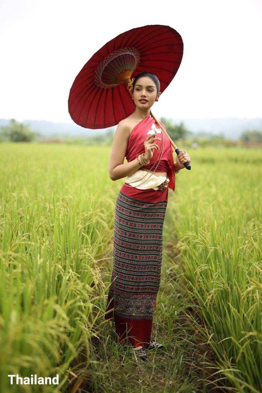 THAILAND 🇹🇭 | ล้านนา, Lanna traditional costume - Tai Yuan ethnic.