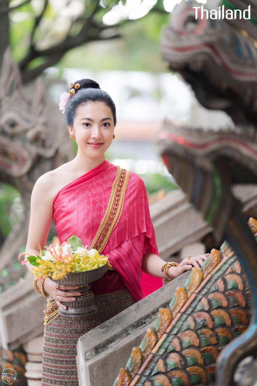 THAILAND 🇹🇭 | ล้านนา, Lanna traditional costume - Tai Yuan ethnic.