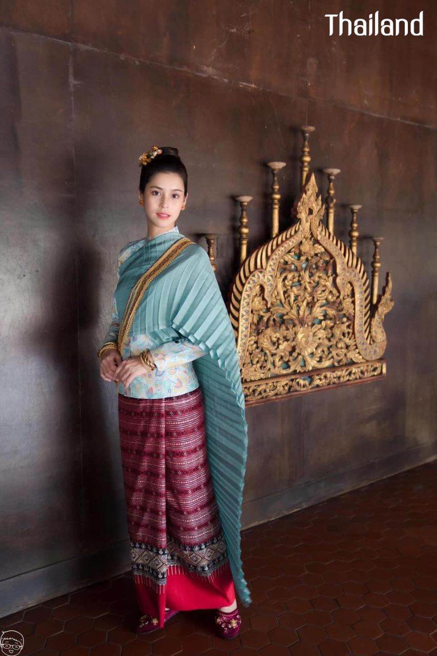 THAILAND 🇹🇭 | ล้านนา, Lanna traditional costume - Tai Yuan ethnic.