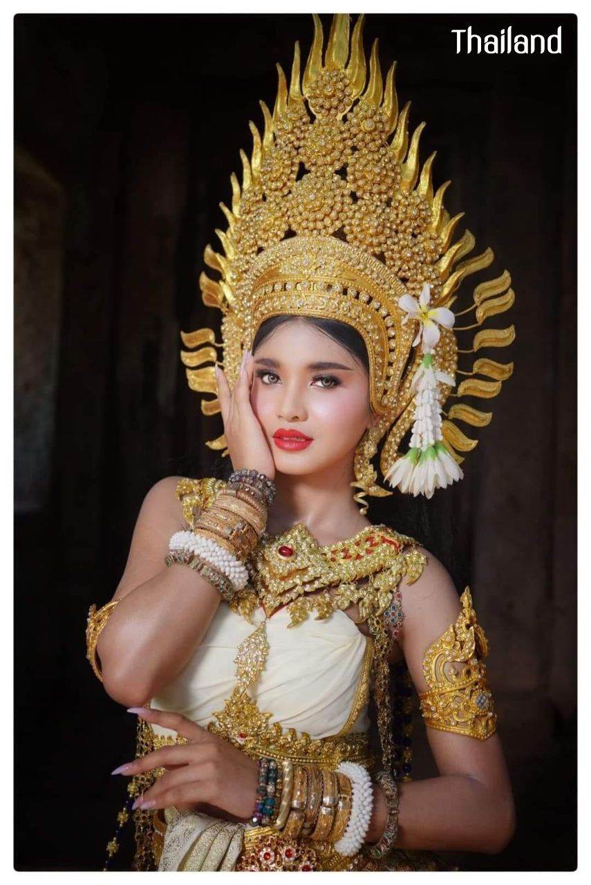 THAILAND ðđð | Thai Apsara "āļāļēāļāļāļąāļāļŠāļĢ āđāļŦāđāļāļāļāļĄāļĢāļļāđāļ āļ.āļāļļāļĢāļĩāļĢāļąāļĄāļĒāđ"