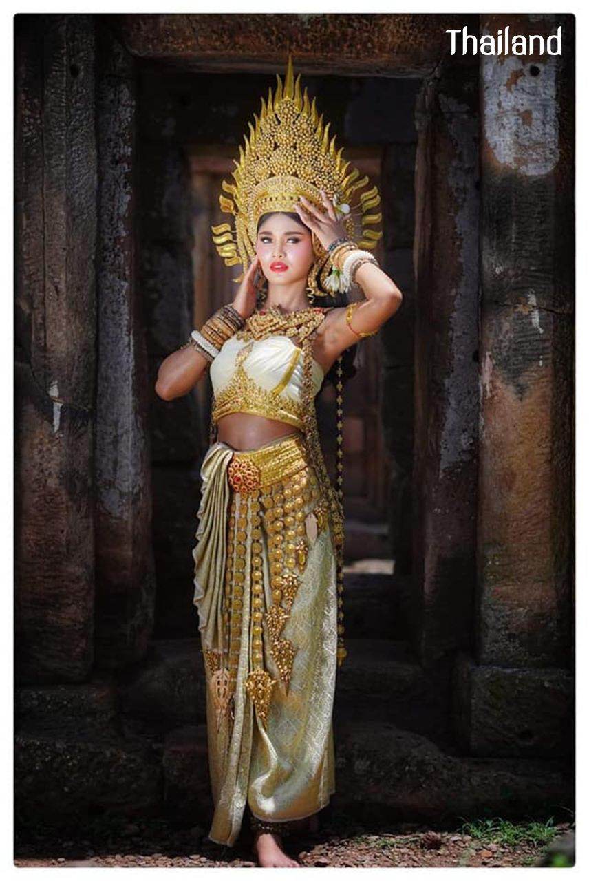 THAILAND ðđð | Thai Apsara "āļāļēāļāļāļąāļāļŠāļĢ āđāļŦāđāļāļāļāļĄāļĢāļļāđāļ āļ.āļāļļāļĢāļĩāļĢāļąāļĄāļĒāđ"