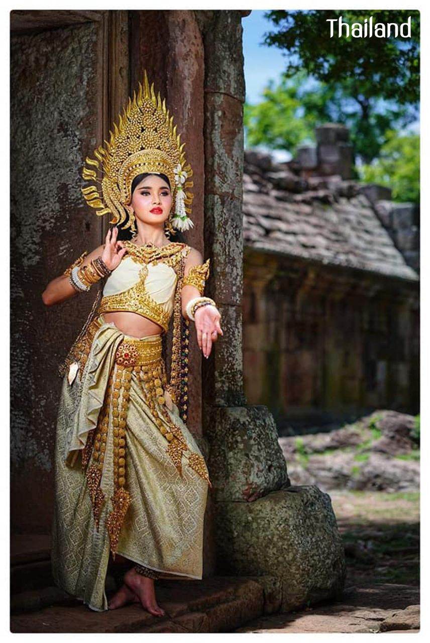 THAILAND ðđð | Thai Apsara "āļāļēāļāļāļąāļāļŠāļĢ āđāļŦāđāļāļāļāļĄāļĢāļļāđāļ āļ.āļāļļāļĢāļĩāļĢāļąāļĄāļĒāđ"