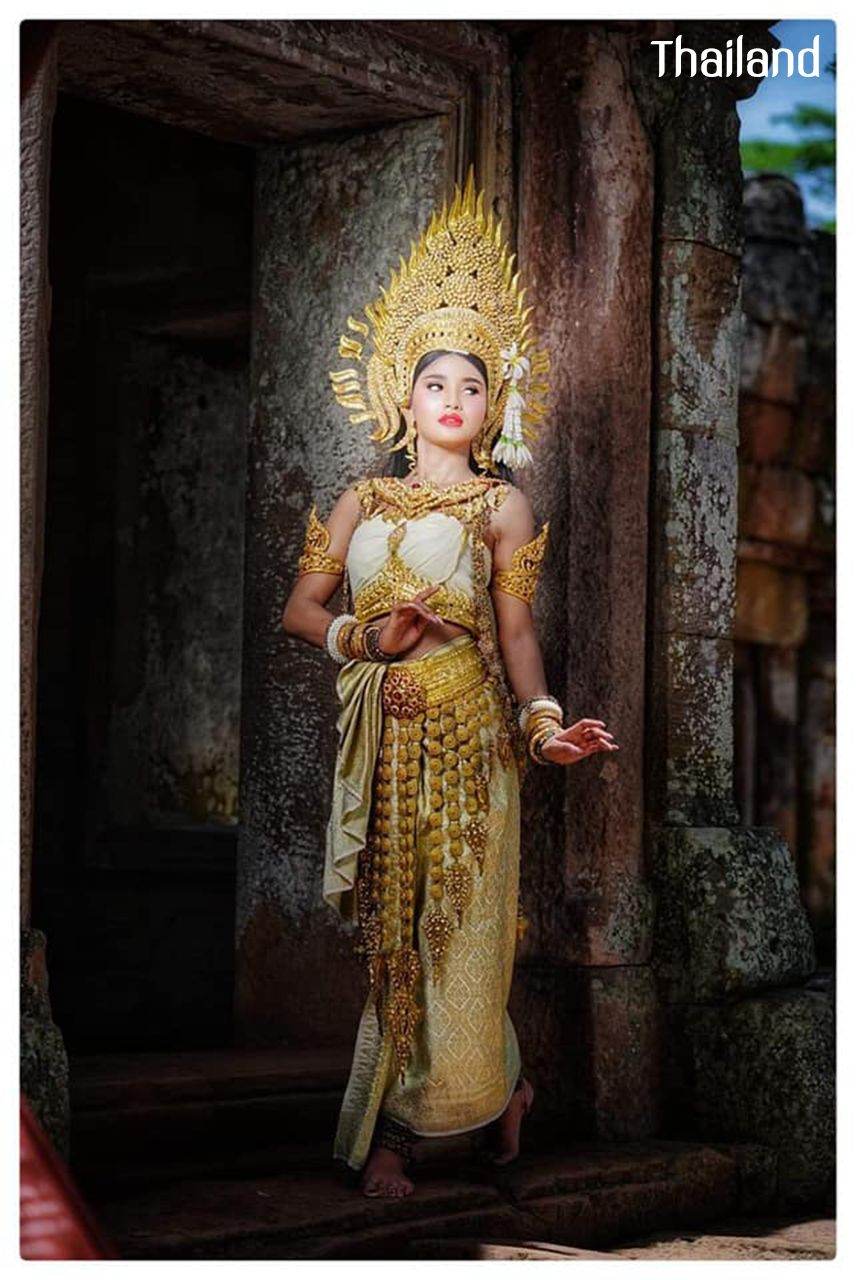 THAILAND ðđð | Thai Apsara "āļāļēāļāļāļąāļāļŠāļĢ āđāļŦāđāļāļāļāļĄāļĢāļļāđāļ āļ.āļāļļāļĢāļĩāļĢāļąāļĄāļĒāđ"