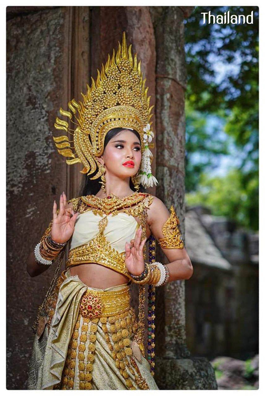 THAILAND ðđð | Thai Apsara "āļāļēāļāļāļąāļāļŠāļĢ āđāļŦāđāļāļāļāļĄāļĢāļļāđāļ āļ.āļāļļāļĢāļĩāļĢāļąāļĄāļĒāđ"