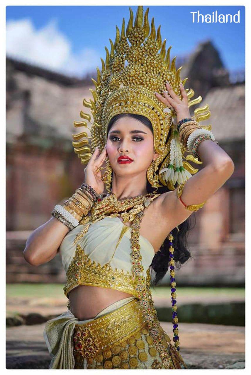 THAILAND ðđð | Thai Apsara "āļāļēāļāļāļąāļāļŠāļĢ āđāļŦāđāļāļāļāļĄāļĢāļļāđāļ āļ.āļāļļāļĢāļĩāļĢāļąāļĄāļĒāđ"