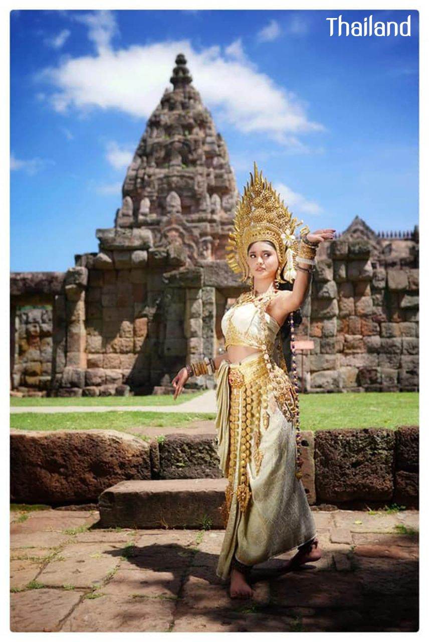 THAILAND ðđð | Thai Apsara "āļāļēāļāļāļąāļāļŠāļĢ āđāļŦāđāļāļāļāļĄāļĢāļļāđāļ āļ.āļāļļāļĢāļĩāļĢāļąāļĄāļĒāđ"