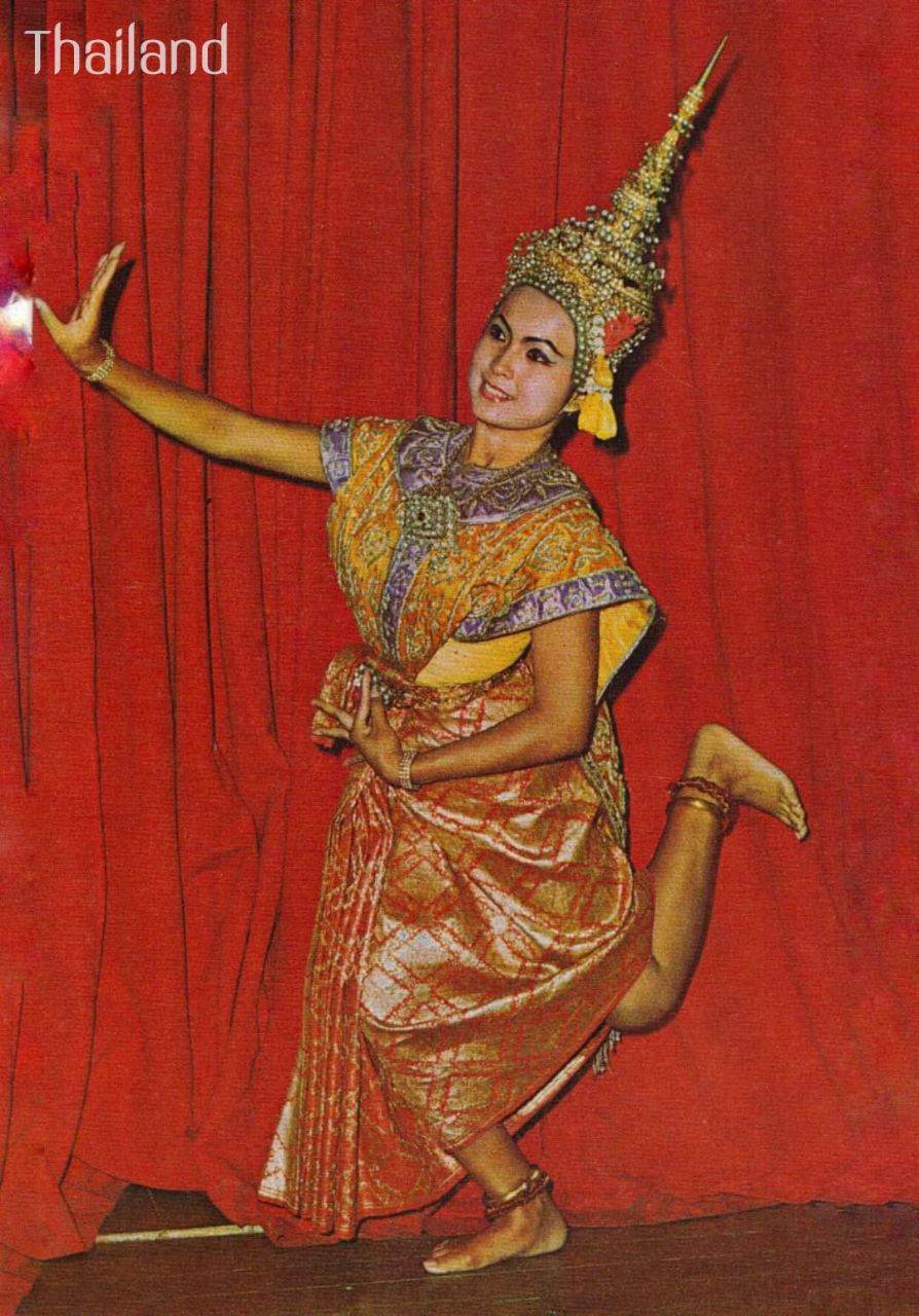 THAILAND 🇹🇭 | Thai dance: นาฏศิลป์ไทย