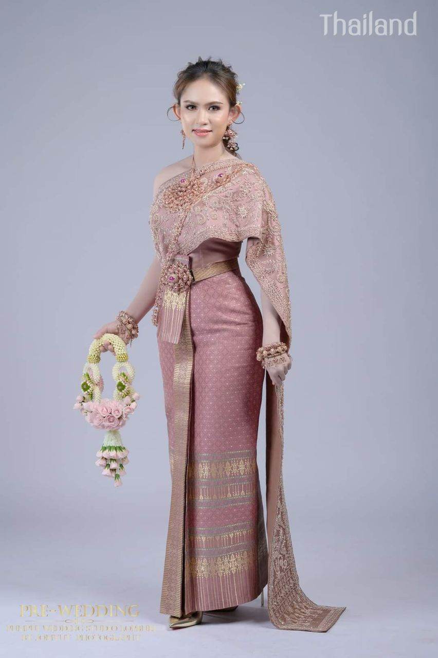 THAILAND 🇹🇭 | Thai wedding dress, ชุดไทยวิวาห์