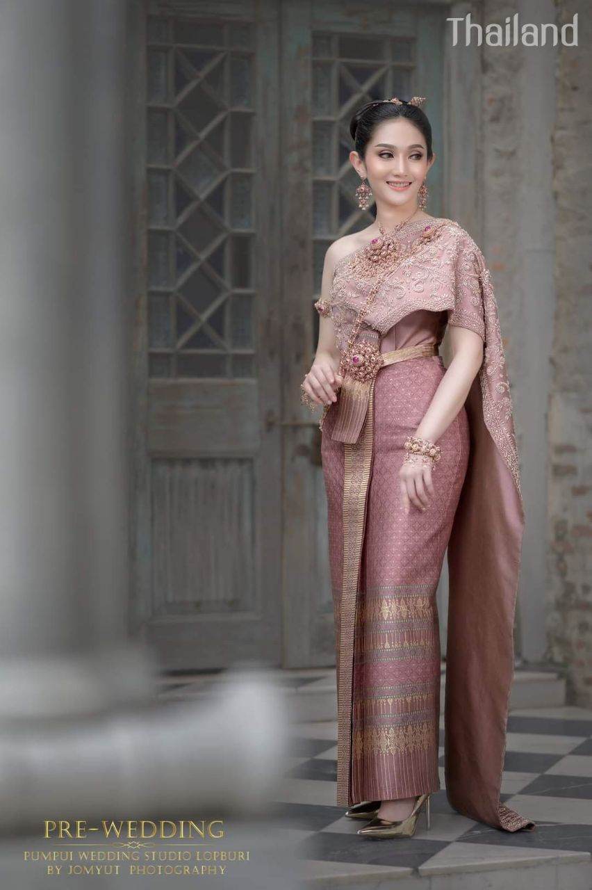 THAILAND 🇹🇭 | Thai wedding dress, ชุดไทยวิวาห์