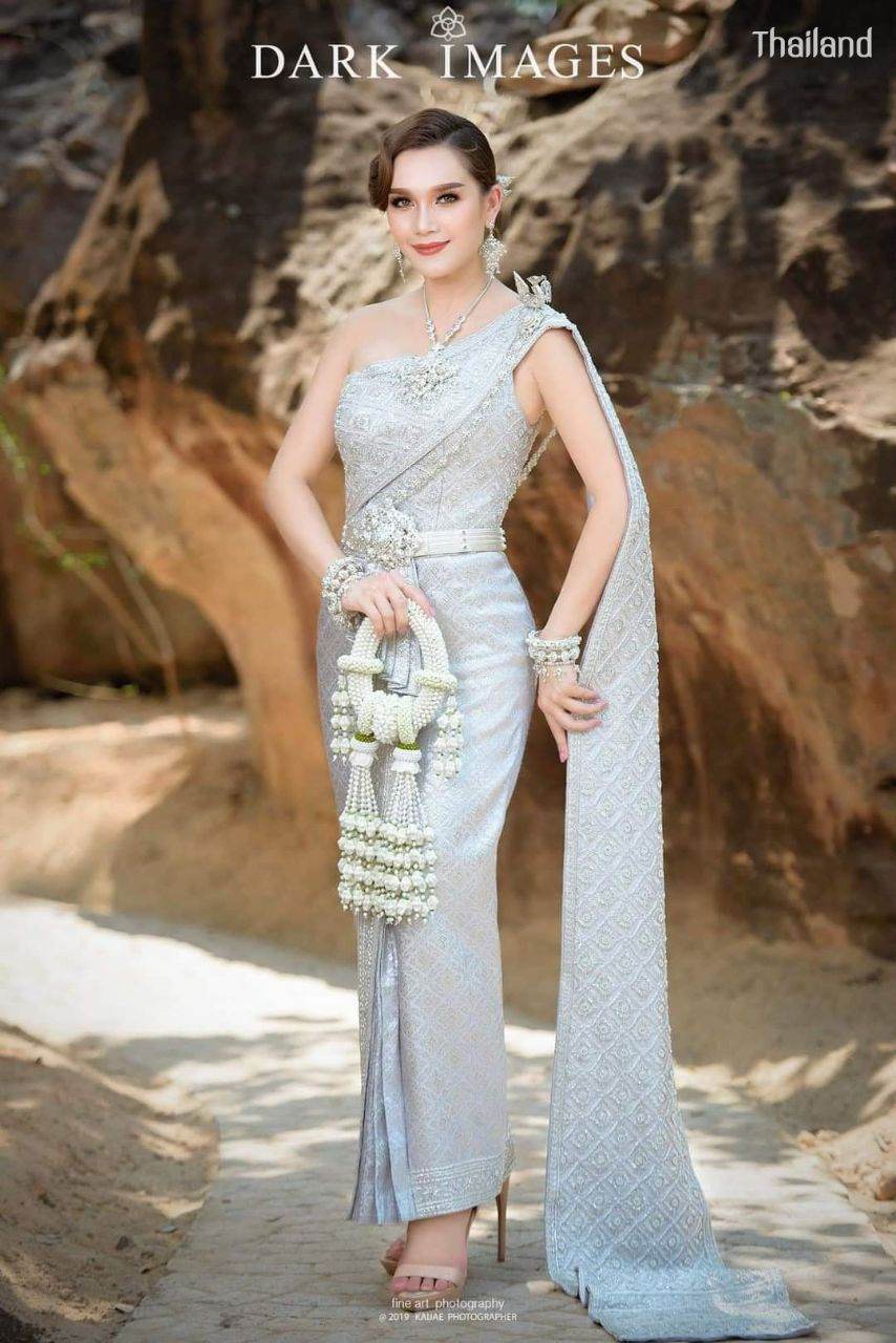 THAILAND 🇹🇭 | Thai wedding dress, ชุดไทยวิวาห์