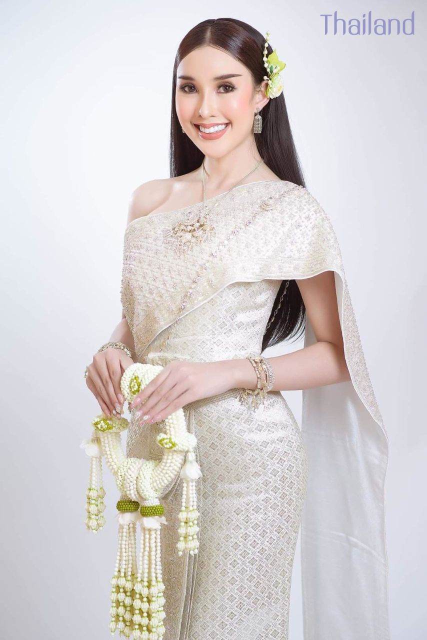 THAILAND 🇹🇭 | Thai wedding dress, ชุดไทยวิวาห์
