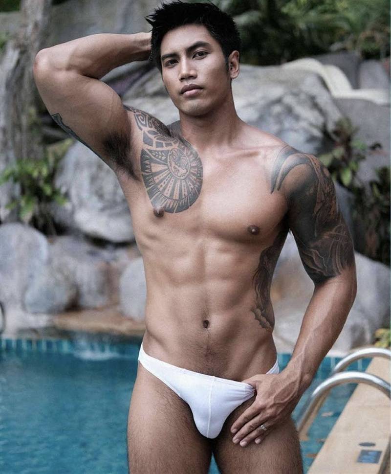 หนุ่มหล่อขึ้นปก 866.1