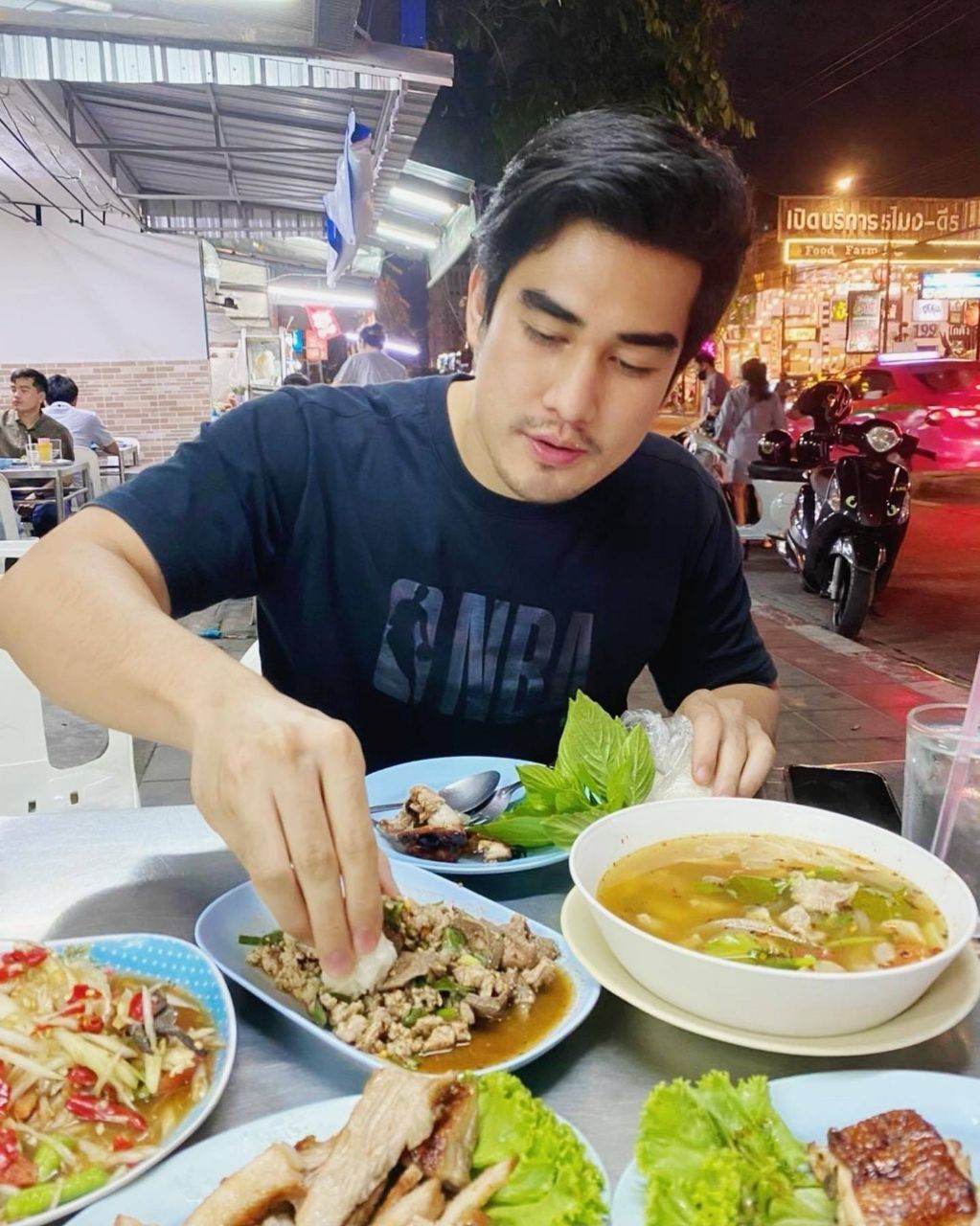 SPECIAL SET "เส้นทางสายมิตรภาพ" : 1