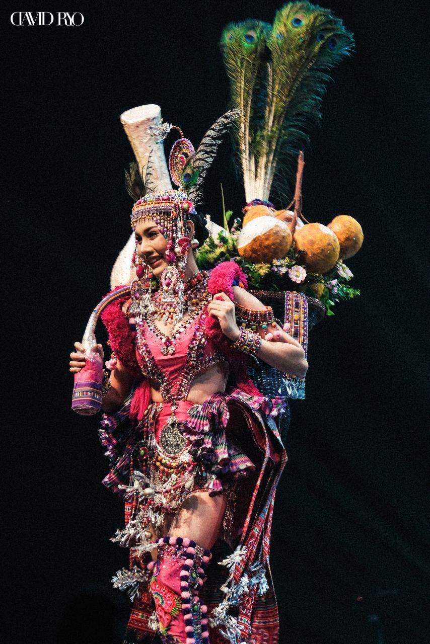 THAILANDðđð | Thai dresses on stage, The beauty pageant in 77 provinces of Miss Grand Thailand 2020.
