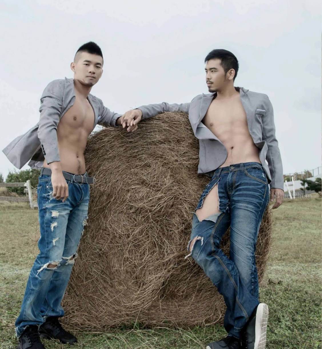 หนุ่มหล่อขึ้นปก 873.1
