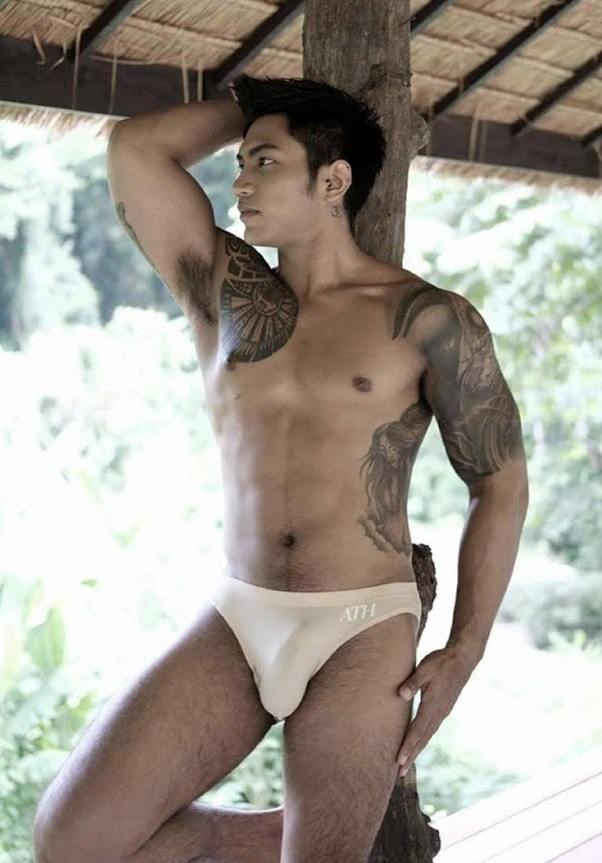 หนุ่มหล่อขึ้นปก 866.2