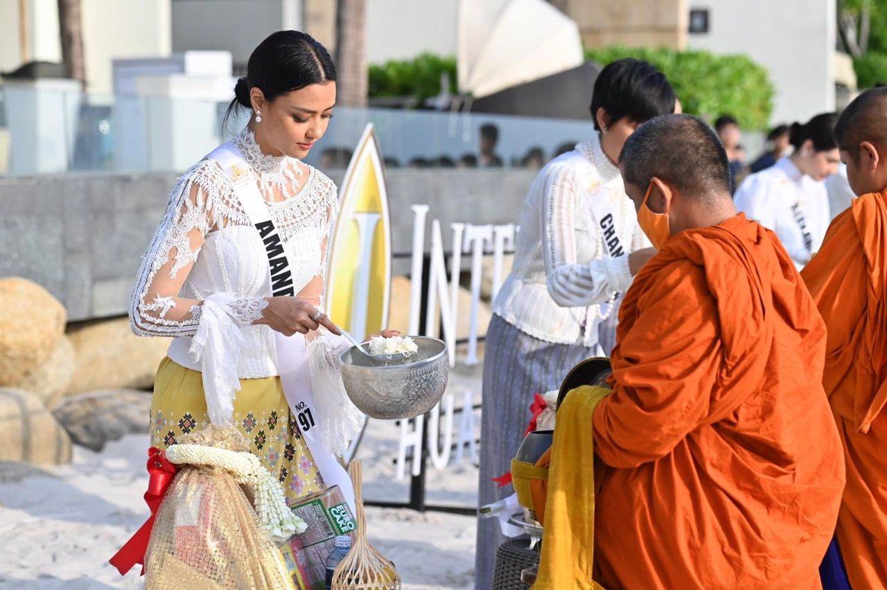 Miss Universe Thailand2020 🇹🇭 in Isan traditional outfit