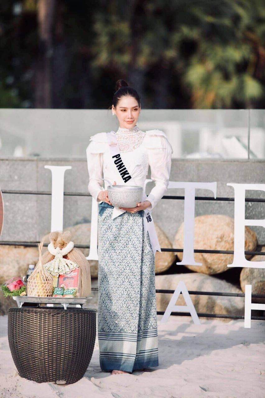 Miss Universe Thailand2020 🇹🇭 in Isan traditional outfit