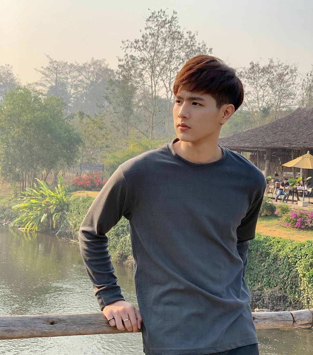 ฟลุ๊ค-พงศกร หนุ่มหน้าใสสไตล์โอปป้าจาก Make Money วุ่นนัก รักต้องประหยัด