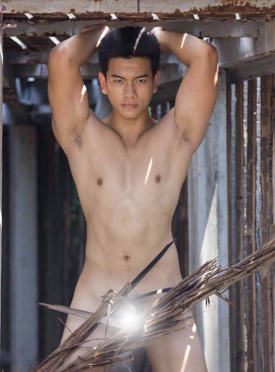 หนุ่มหล่อขึ้นปก 864.8