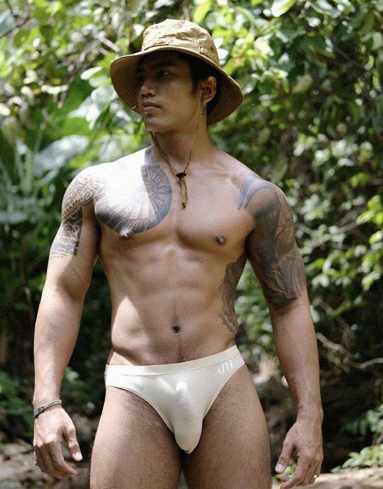 หนุ่มหล่อขึ้นปก 866.3