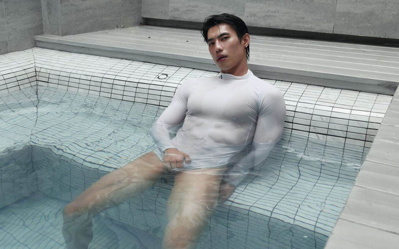 หนุ่มหล่อขึ้นปก 871.2