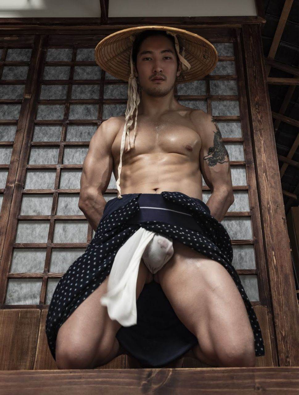 หนุ่มหล่อขึ้นปก 871.2
