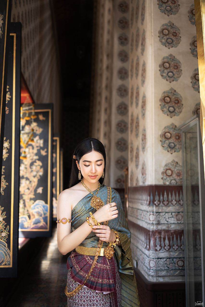 Thailand 🇹🇭 | Thai traditional costume, ชุดไทย