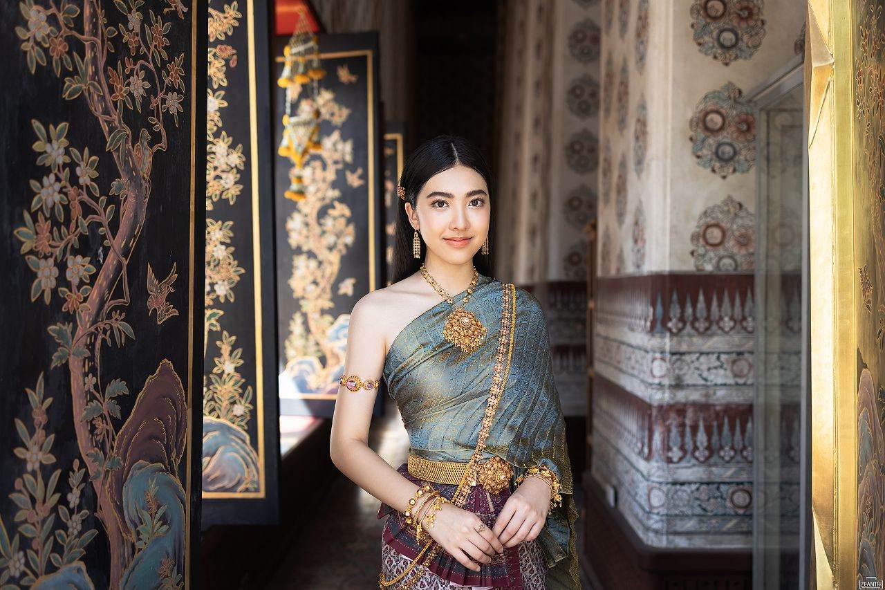 Thailand 🇹🇭 | Thai traditional costume, ชุดไทย