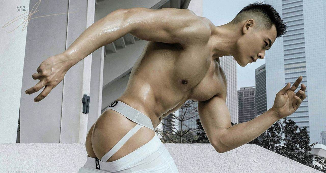 หนุ่มหล่อขึ้นปก 884