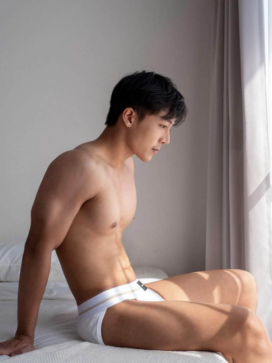 Wife accidentally :อูยยยย