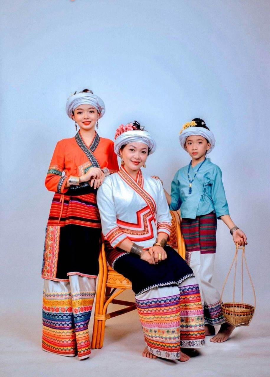 China 🇨🇳 | Tai Lue ethnic in Xishuangbanna, 傣仂