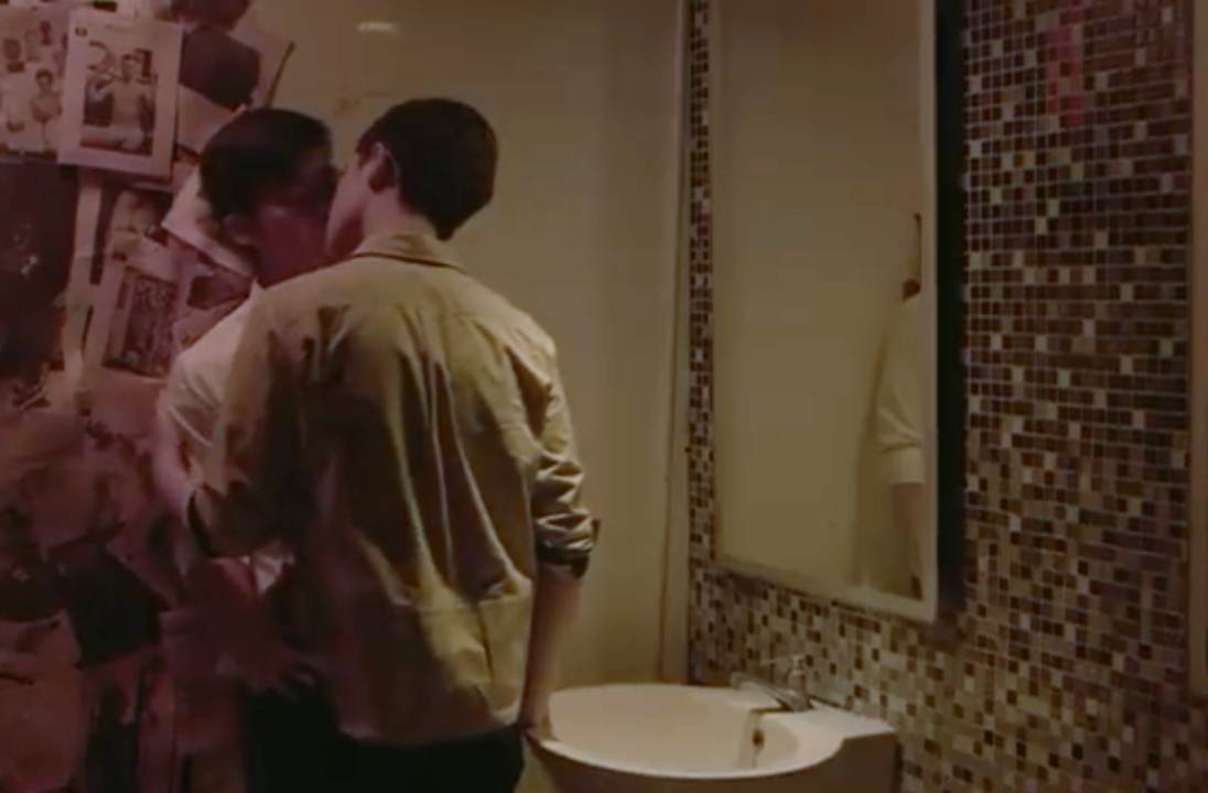 A wife does not know her husband to have an affair with a mans. = เมียไม่รู้ ผัวเล่นชู้กับพวกผู้ชาย