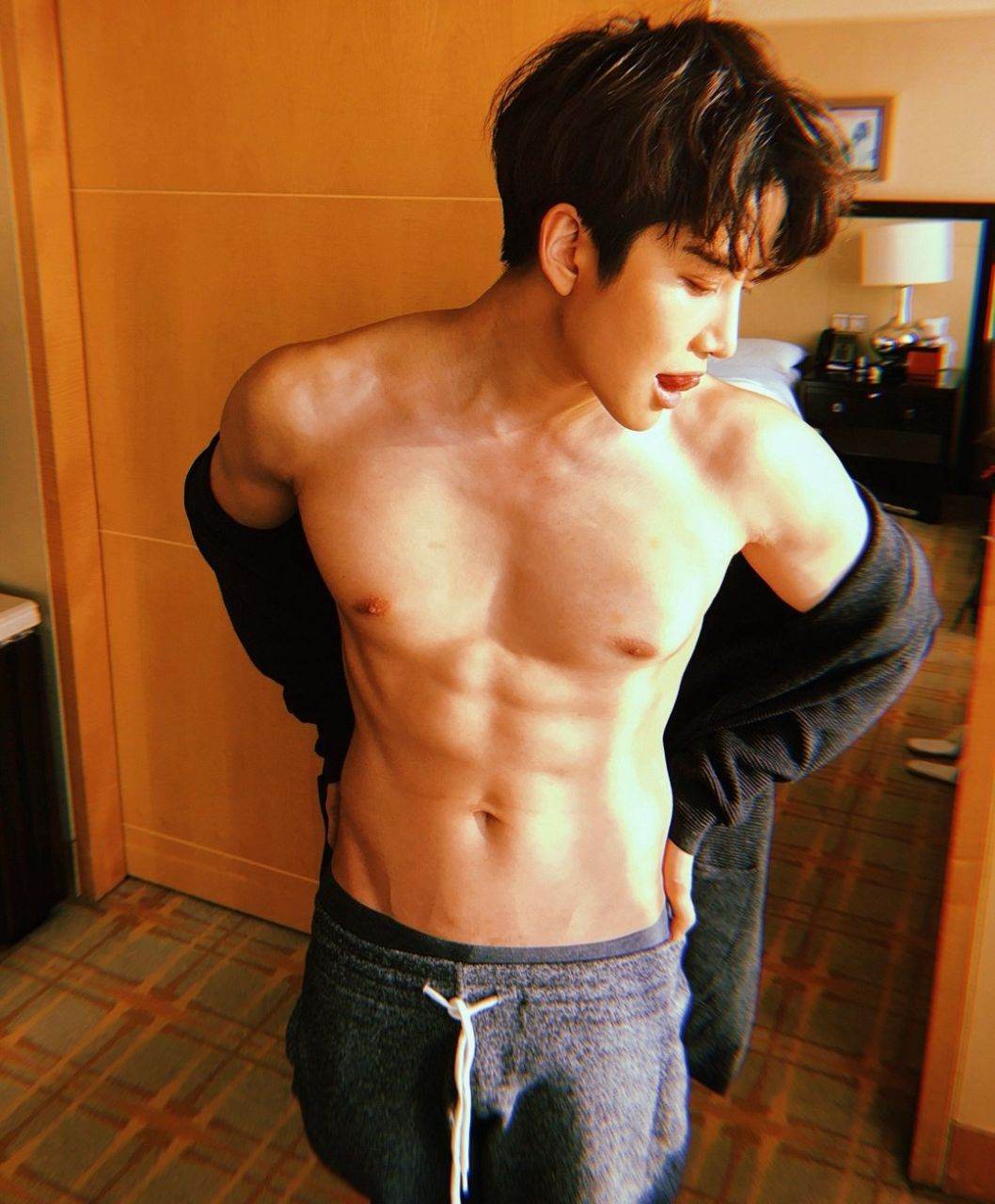 คุณพ่อสายแซ่บ