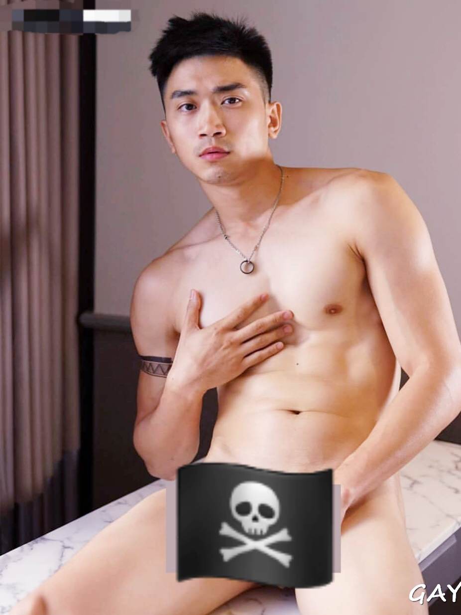 Here Coming. เขาคือรายที่ 1