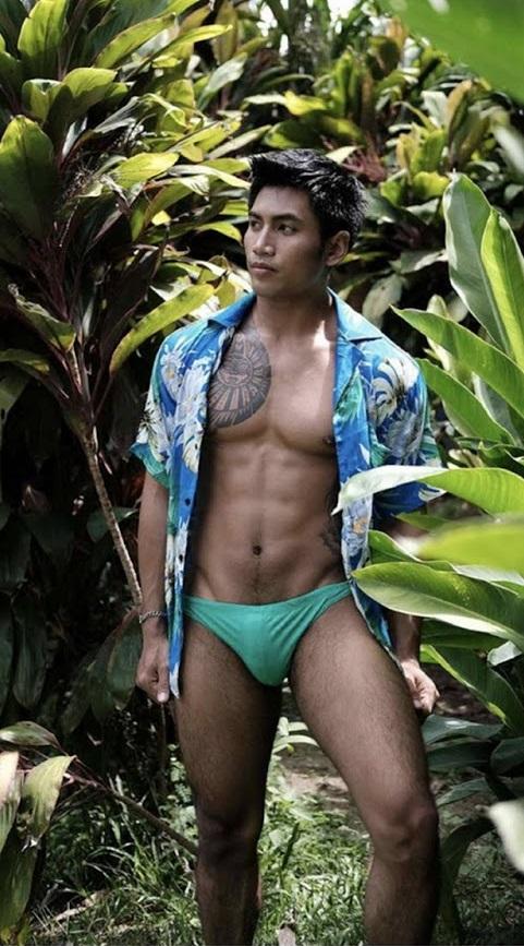 หนุ่มหล่อขึ้นปก 866.5