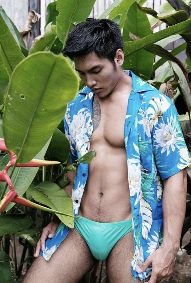 หนุ่มหล่อขึ้นปก 866.5