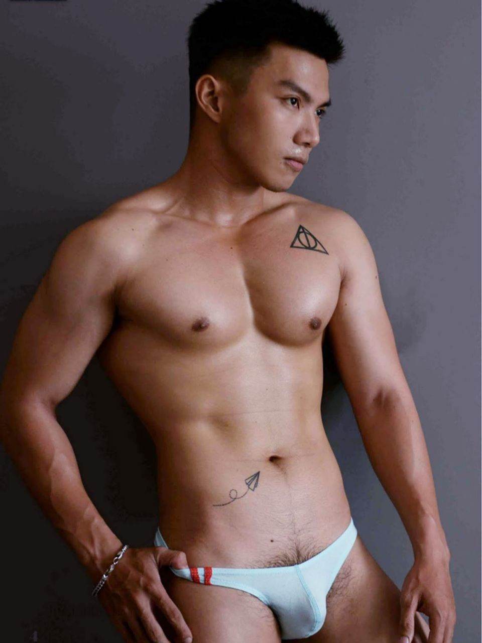 Here Coming. สุดท้ายเขาคือรายที่ 13