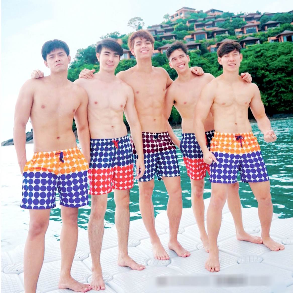 Here Coming. รายไหนรายนั้นก็ต้องโดน