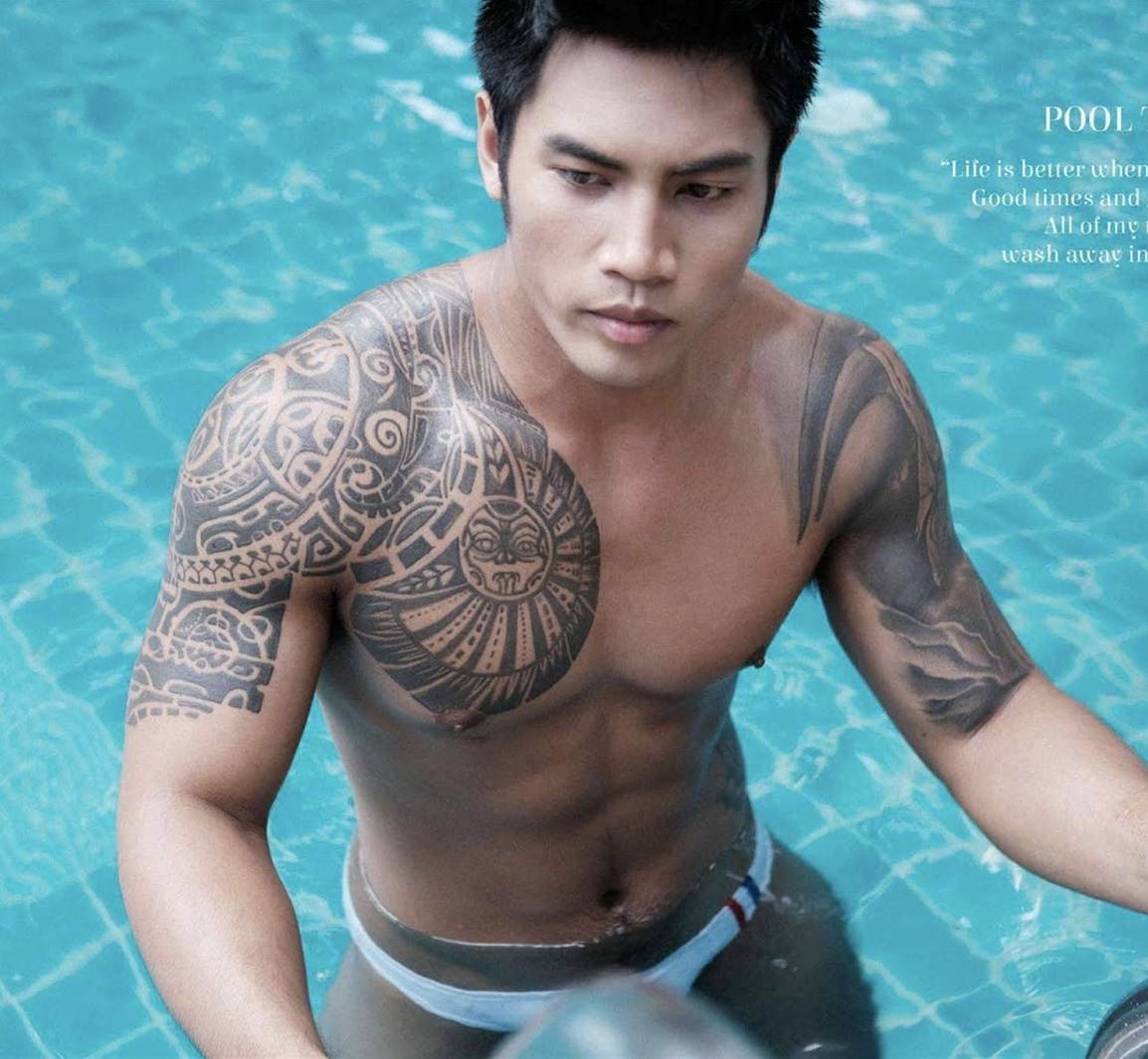 หนุ่มหล่อขึ้นปก 866.6