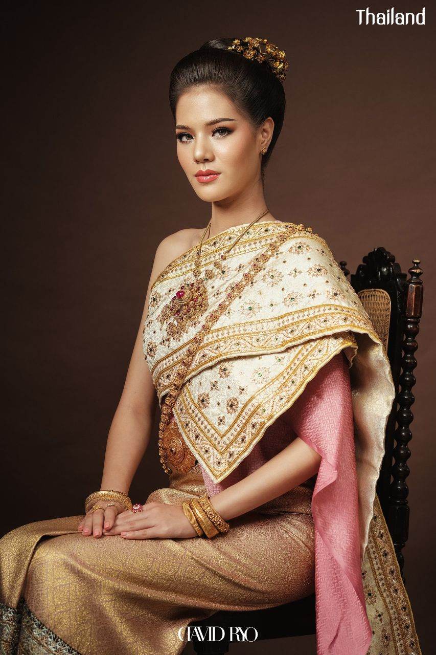 THAILAND 🇹🇭 | SAKUNJAN Lanna Bridal Collection 2020. เครื่องแต่งกายแบบล้านนา