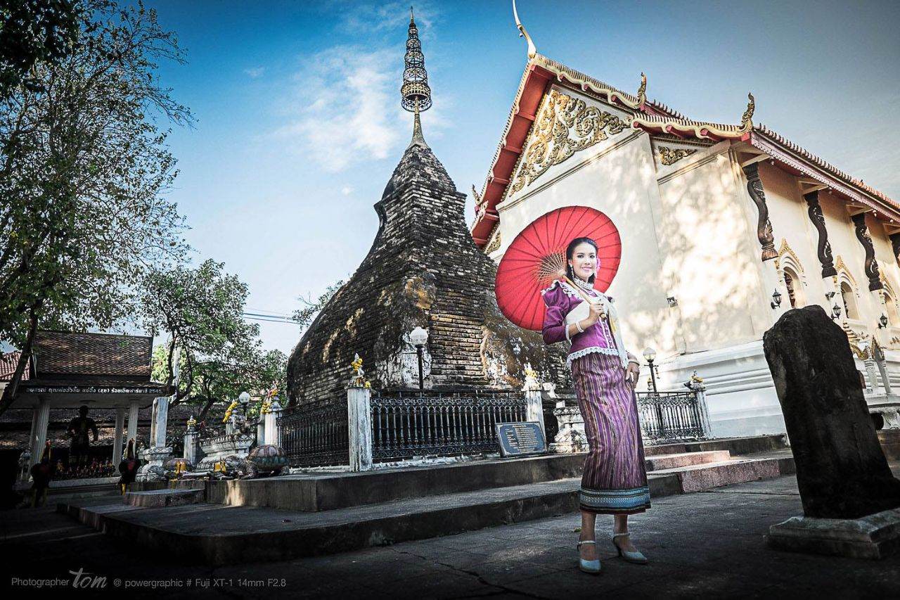 Thailand ðđð | Isan traditional costume - āļāļļāļāļāļĩāļŠāļēāļāļāļąāļāļŦāļ§āļąāļāļĢāđāļāļĒāđāļāđāļ
