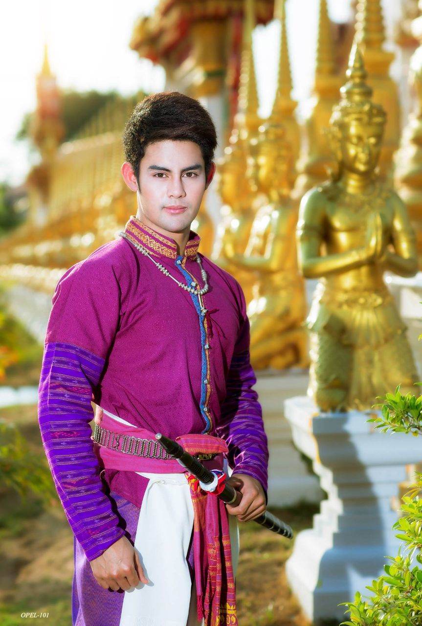 Thailand ðđð | Isan traditional costume - āļāļļāļāļāļĩāļŠāļēāļāļāļąāļāļŦāļ§āļąāļāļĢāđāļāļĒāđāļāđāļ