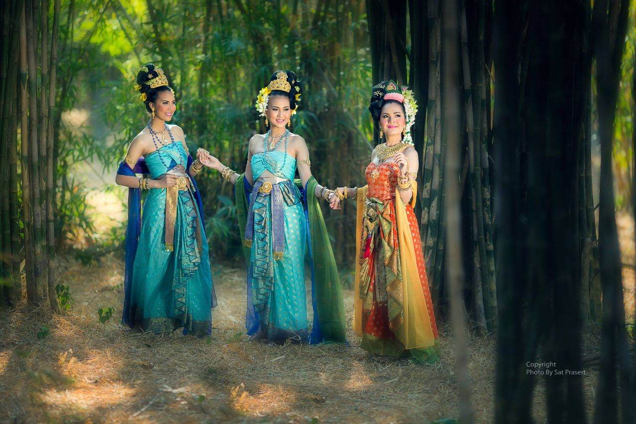 Thailand 🇹🇭 | Thai fantasy costume, ชุดไทยประยุกต์