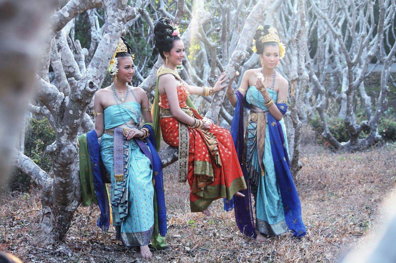 Thailand 🇹🇭 | Thai fantasy costume, ชุดไทยประยุกต์