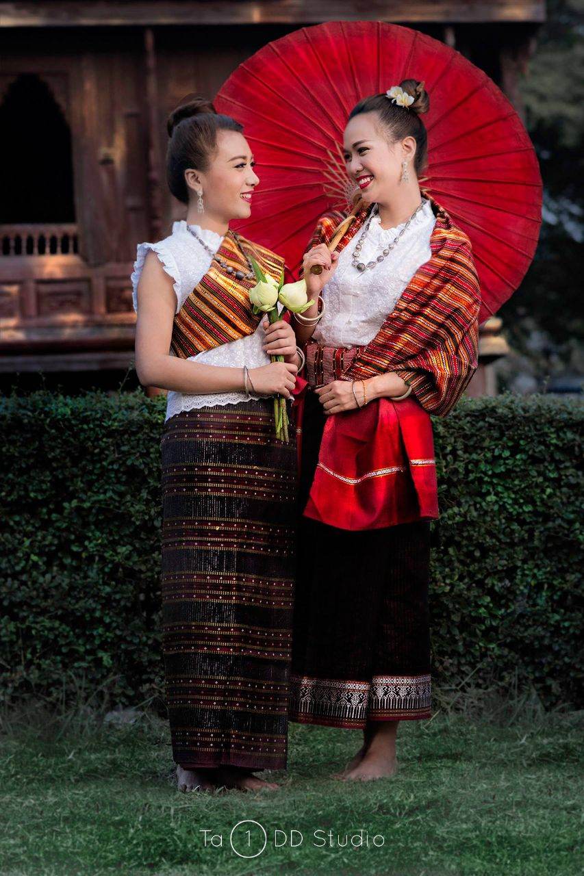 THAILAND 🇹🇭 | Isan traditional costume - การแต่งกายภาคอีสาน